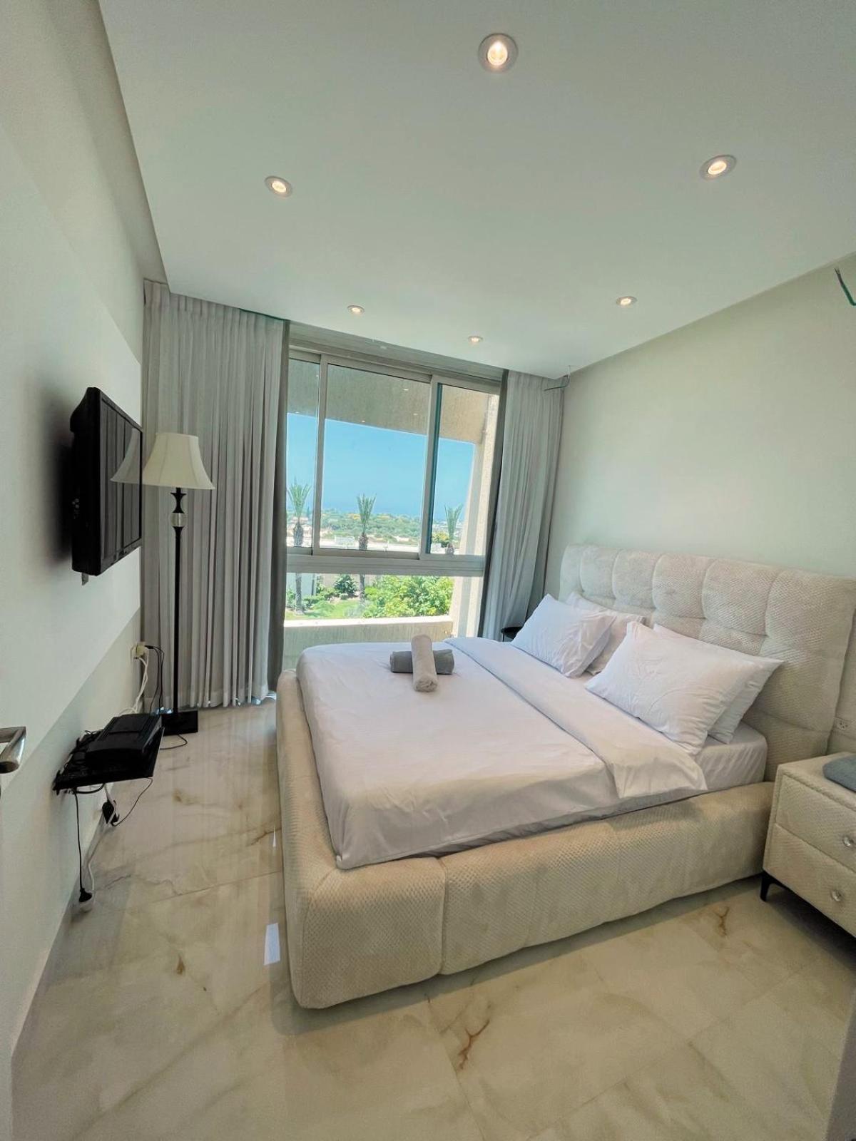 Deluxe Suite Caesarea Buitenkant foto
