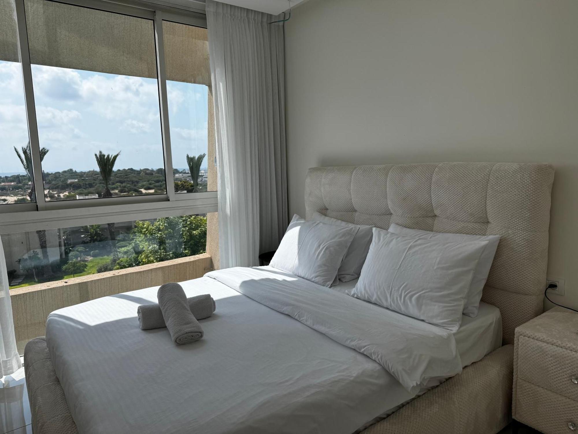 Deluxe Suite Caesarea Buitenkant foto