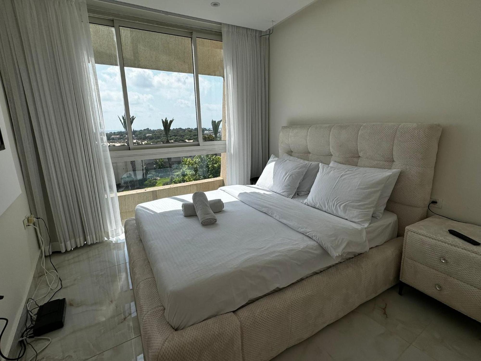 Deluxe Suite Caesarea Buitenkant foto